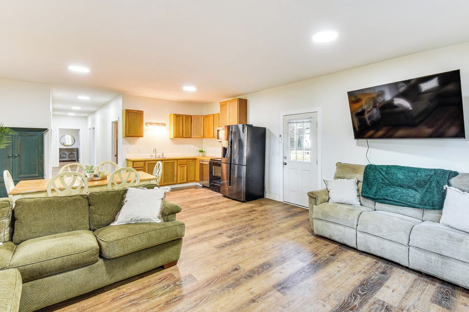 House (4 Bedrooms) | Interior