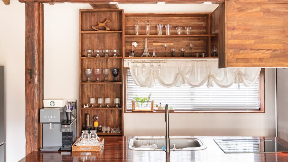 Basic Room, 2 Bedrooms (Proud jeju) | 2 bedrooms, free WiFi