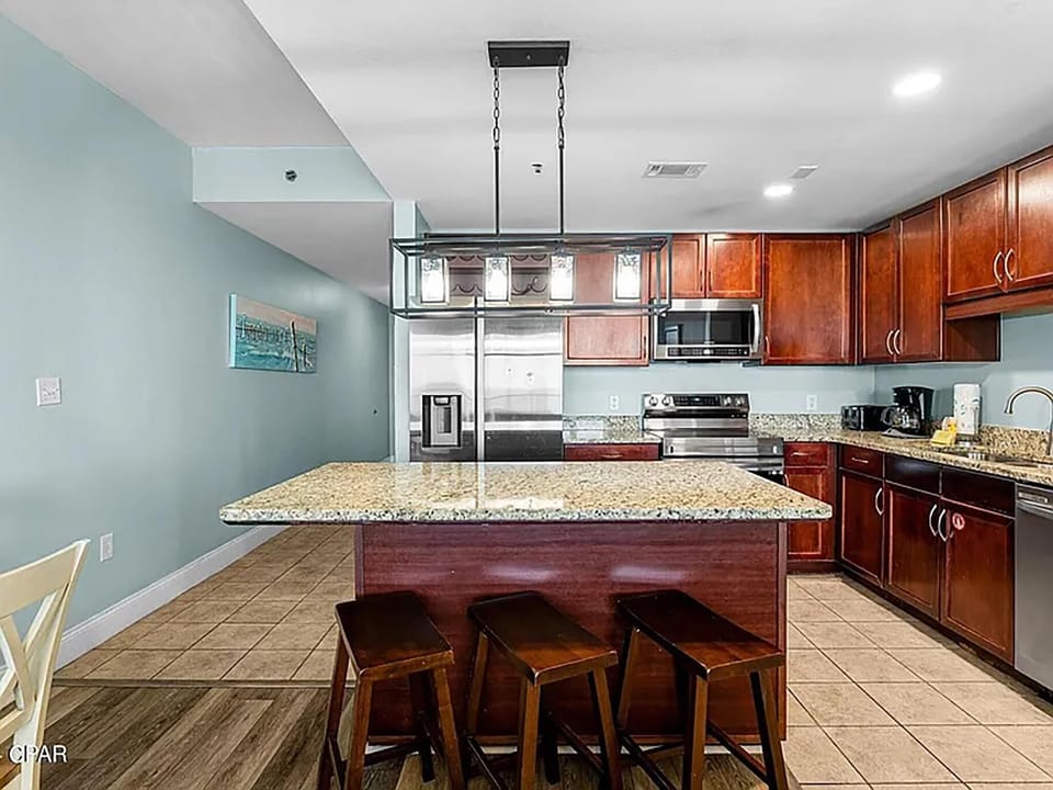 Condo, Multiple Beds (Laketown Wharf 1523) | Private kitchen | Oven, toaster, cookware/dishes/utensils