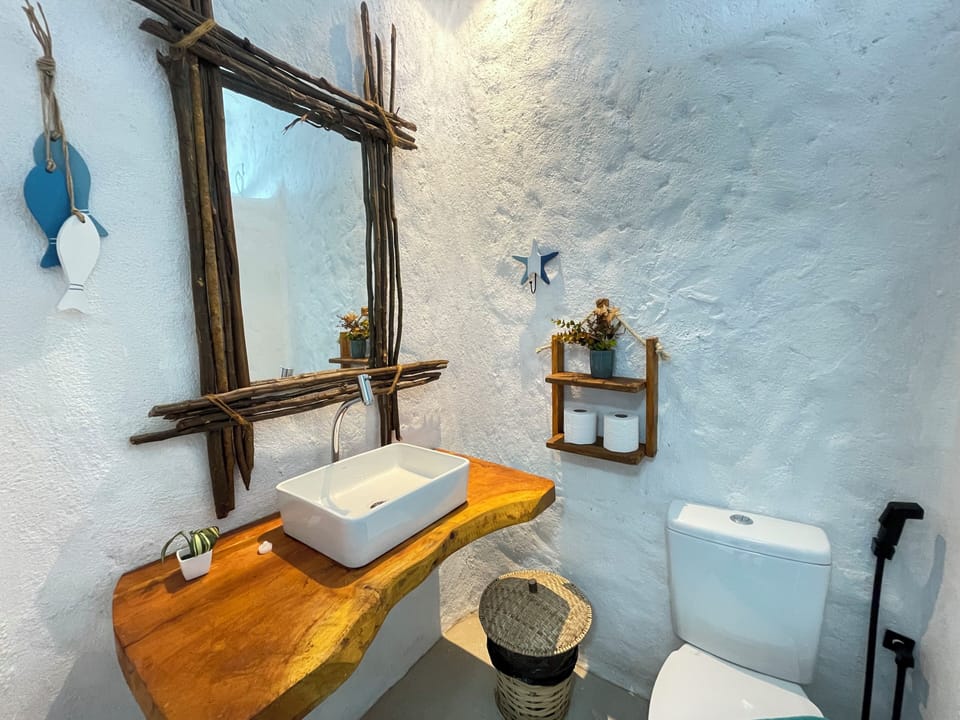 Superior Double Room | Bathroom