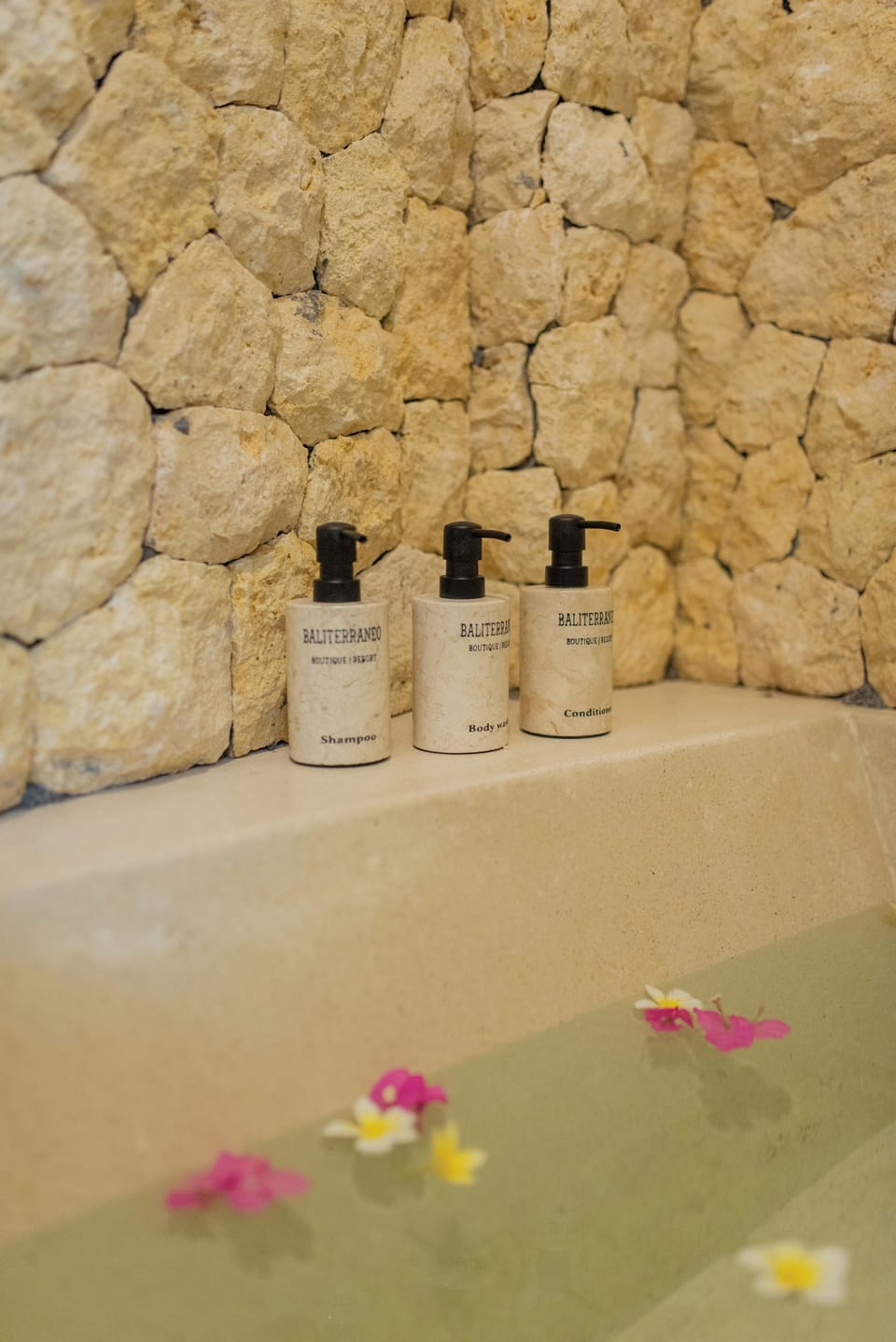 Villa with private pool | Premium bedding, minibar, in-room safe, desk