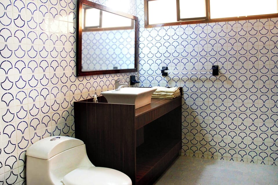 Family Quadruple Room | Bathroom