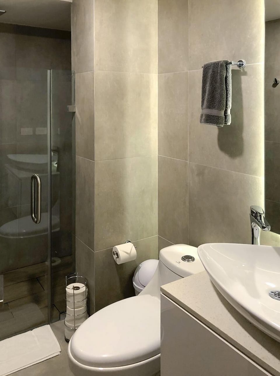 Luxe Condos Complex with Roof Pool Apartment in Playa del Carmen