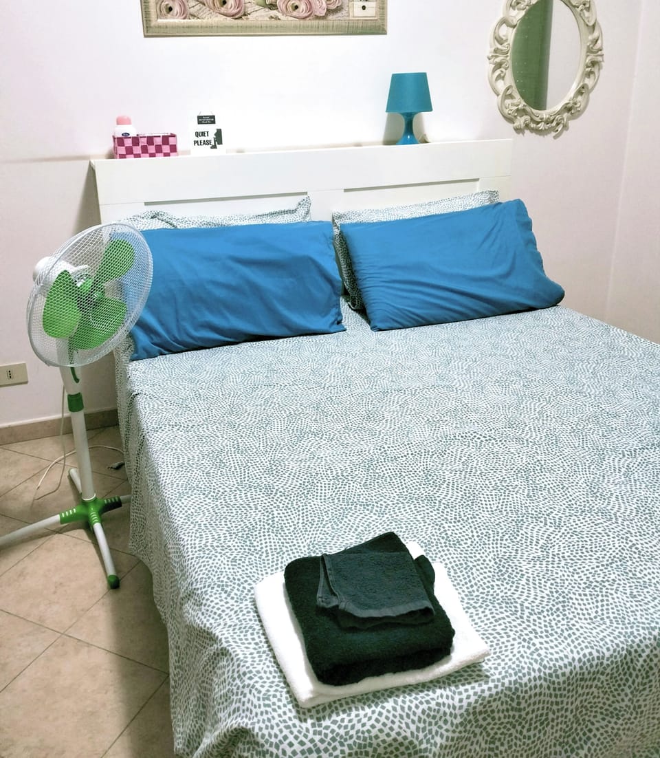 Rollaway beds (surcharge), WiFi (free), bed sheets