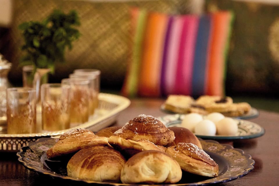 Daily cooked-to-order breakfast for a fee