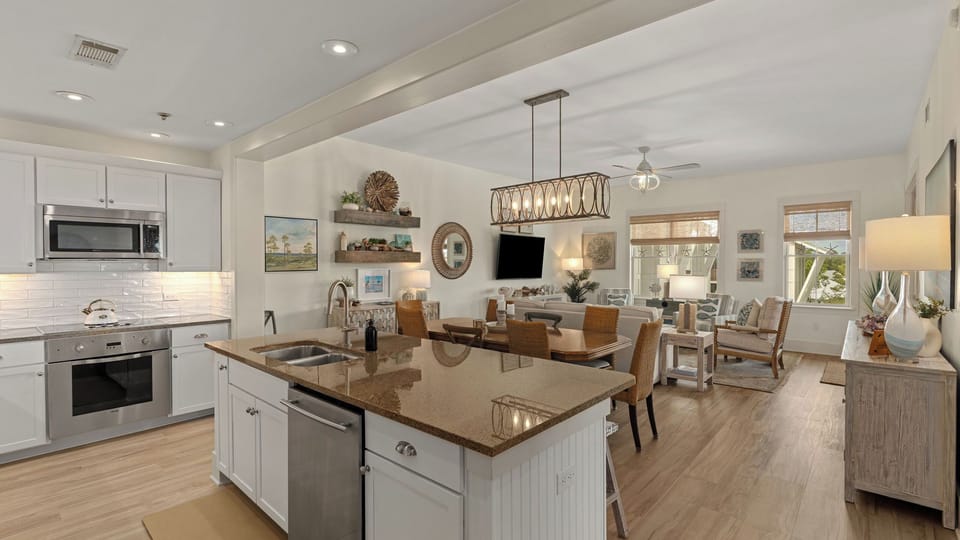 House (3 Bedrooms) | Interior