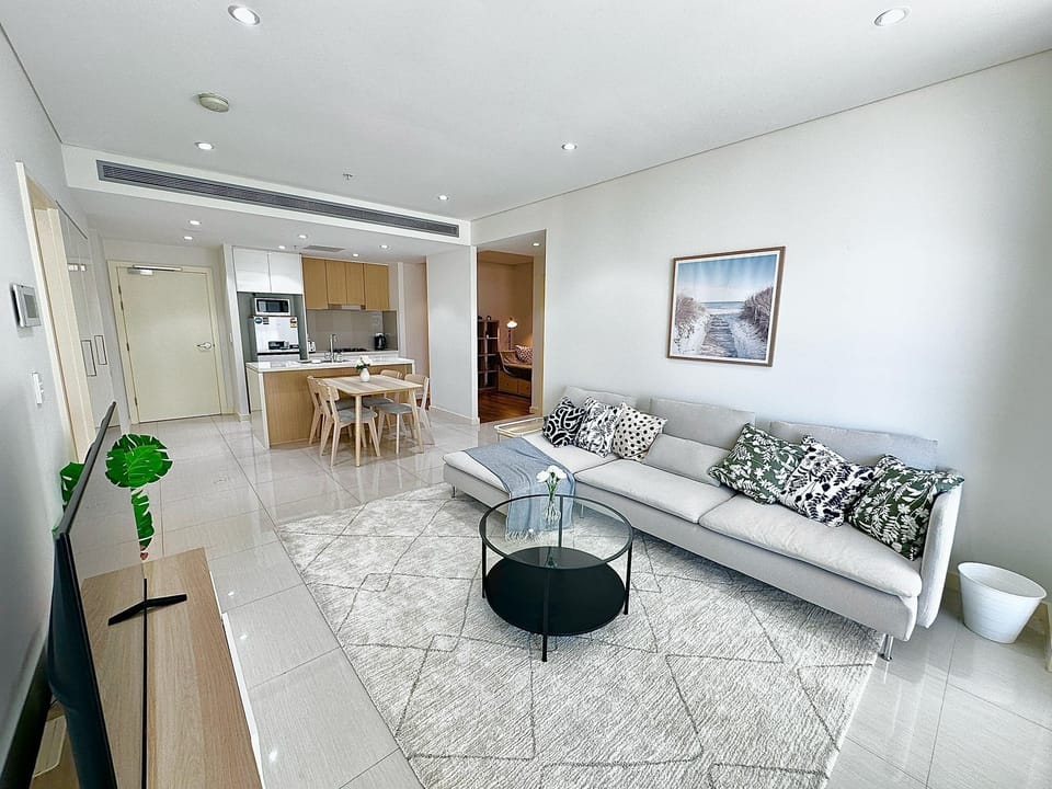 Comfort Apartment, 2 Bedrooms, City View | Living area | Flat-screen TV