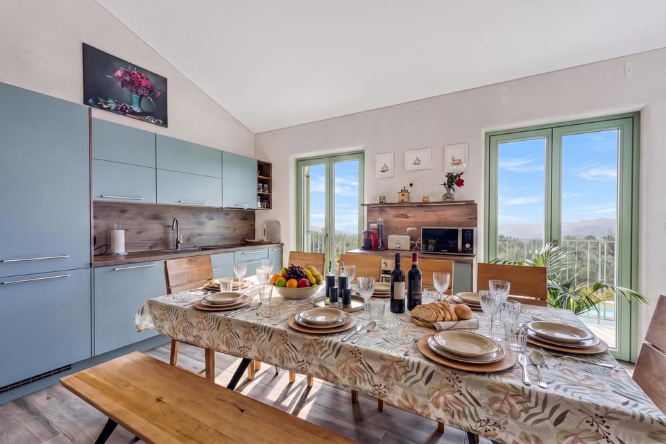 Family Villa, 3 Bedrooms, Balcony (Villa Olivia Pool & Sauna near) | Dining