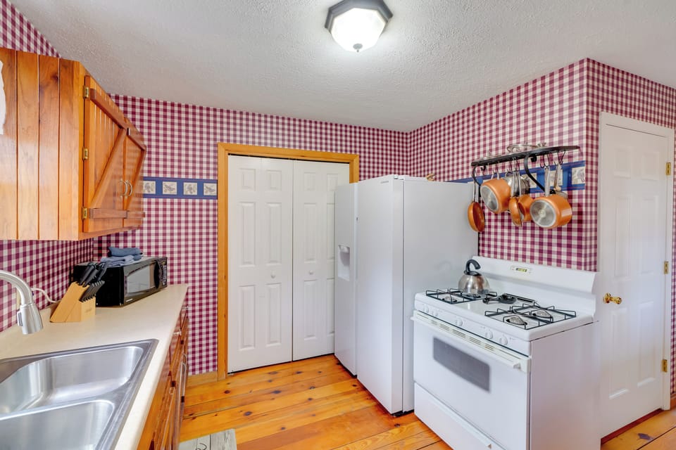 Cottage (2 Bedrooms) | Interior