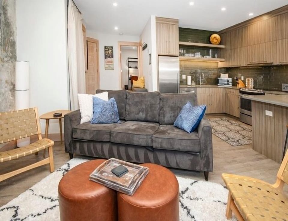 Condo, 1 Bedroom | Living area | Smart TV
