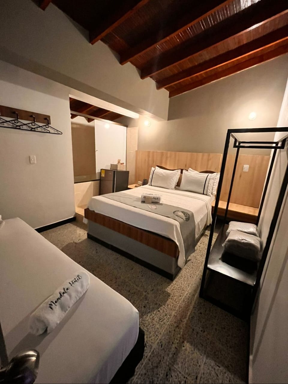 Standard Twin Room | Down comforters, desk, iron/ironing board, free WiFi
