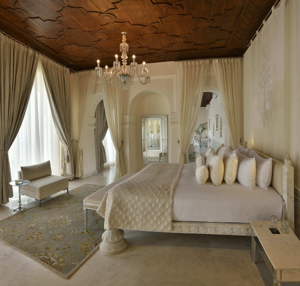 Luxury Double Room | In-room safe, desk, laptop workspace, blackout drapes