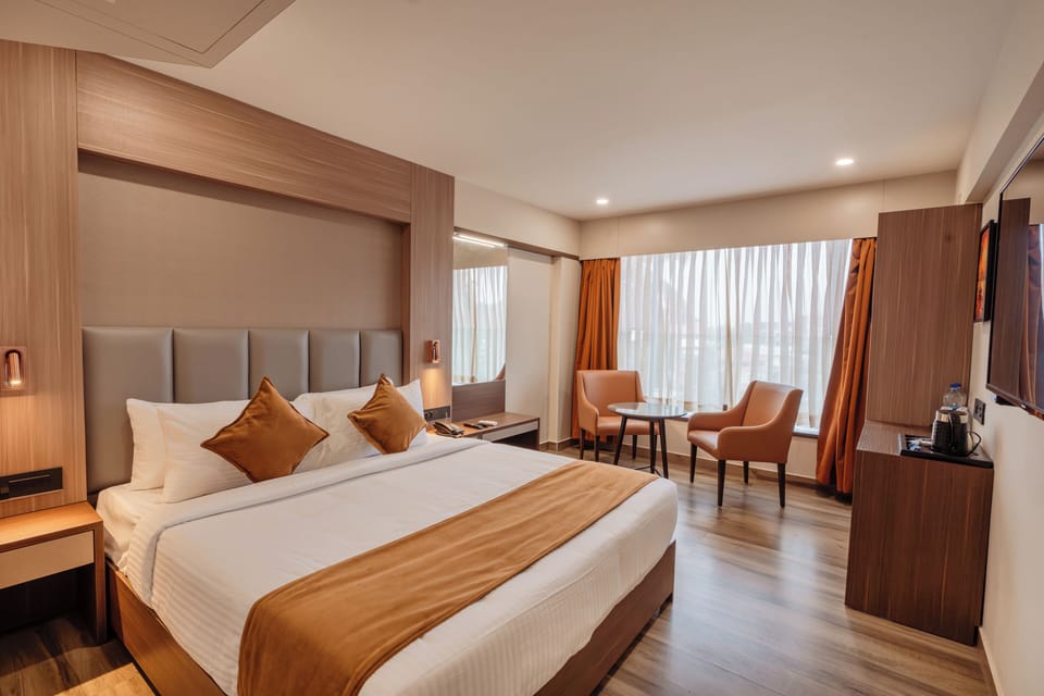 Deluxe Double or Twin Room, City View | In-room safe, iron/ironing board, free WiFi