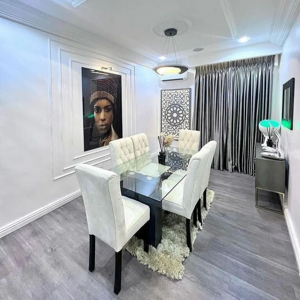 Economy Apartment, Balcony, City View | In-room dining