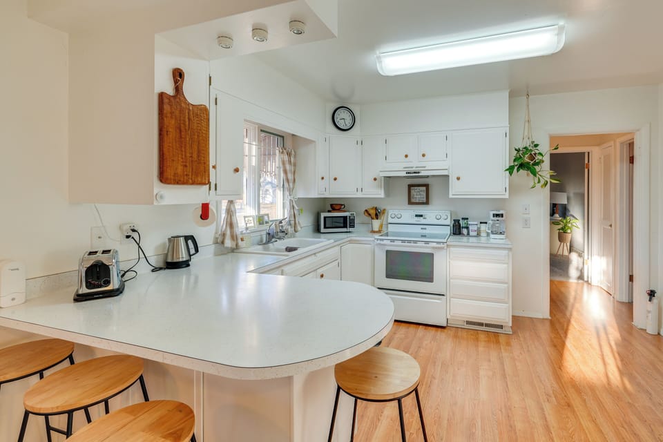 House (2 Bedrooms) | Interior