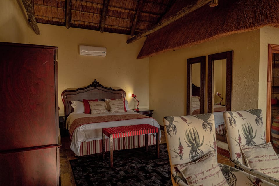 Room, 1 Bedroom, Patio, Garden View | 1 bedroom