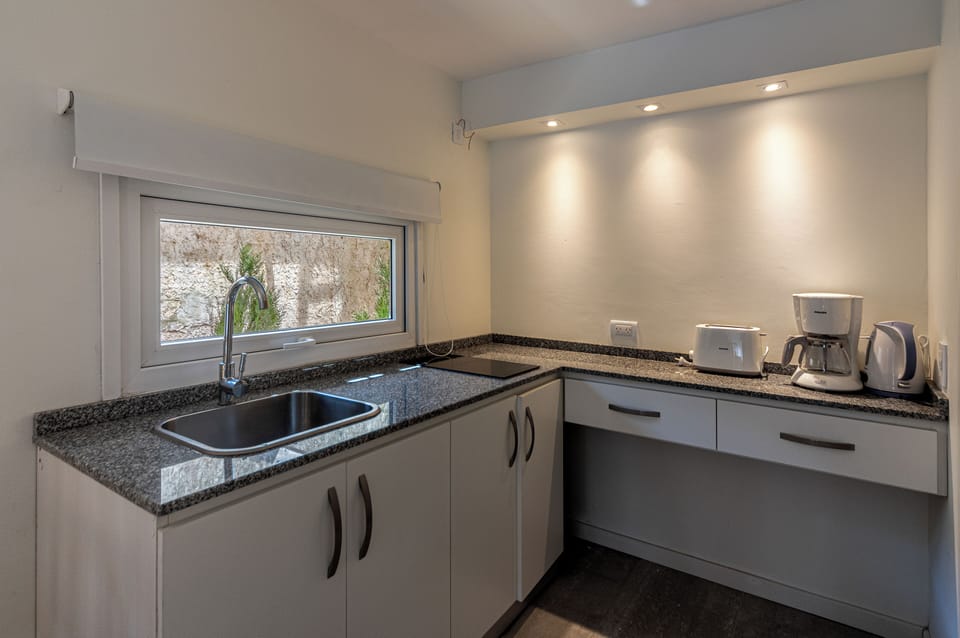 Premium Duplex, Balcony, Beach View | Private kitchen