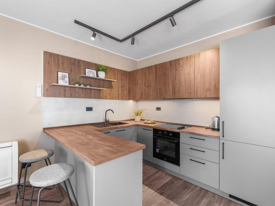 Villa | Private kitchen | Electric kettle, toaster, cookware/dishes/utensils