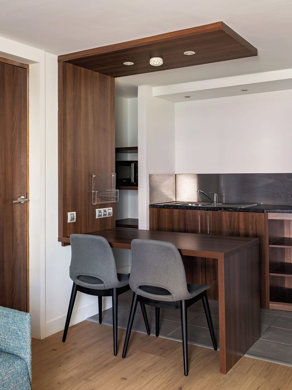 Suite, 1 Bedroom | Premium bedding, minibar, desk, laptop workspace