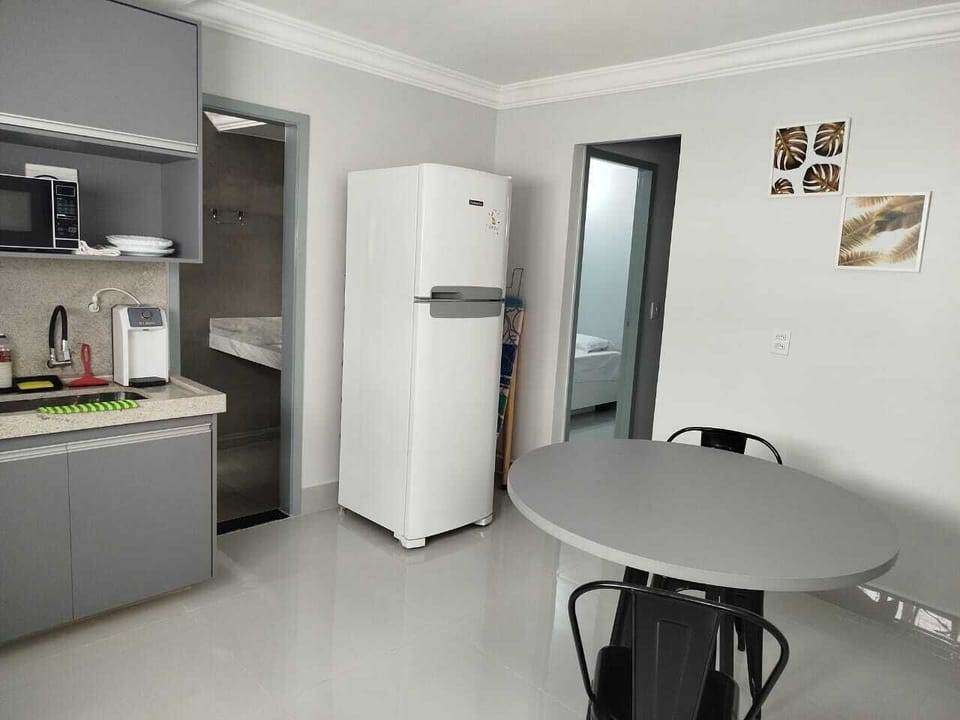 Apartment, City View | Private kitchen