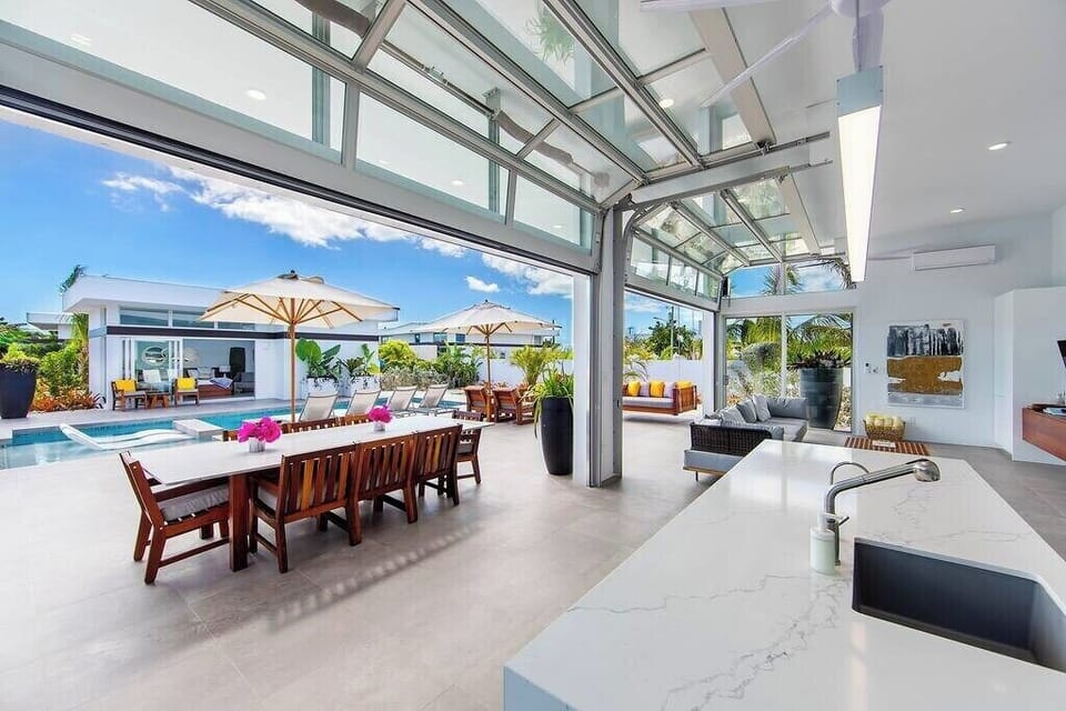 Villa, Multiple Beds, Pool Access, Ocean View (Seaside Villa 10) | Outdoor dining