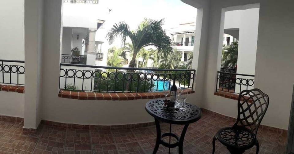 Family Apartment, 2 Bedrooms, Pool View | 2 bedrooms, in-room safe, blackout drapes, free WiFi