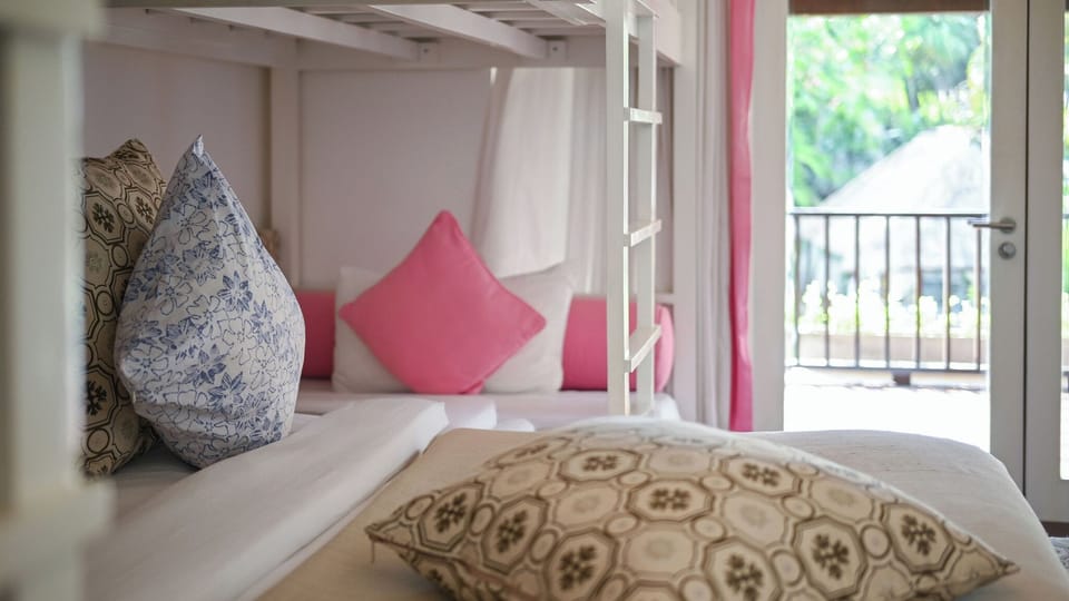 Luxury Villa, Pool View | 5 bedrooms, in-room safe