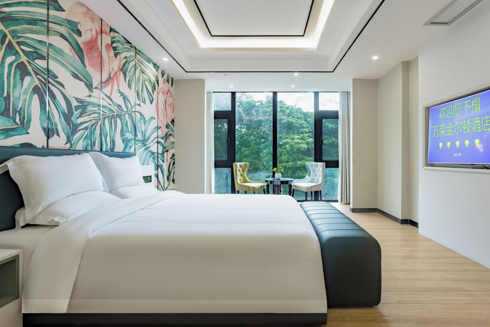 Premium bedding, individually decorated, desk, laptop workspace