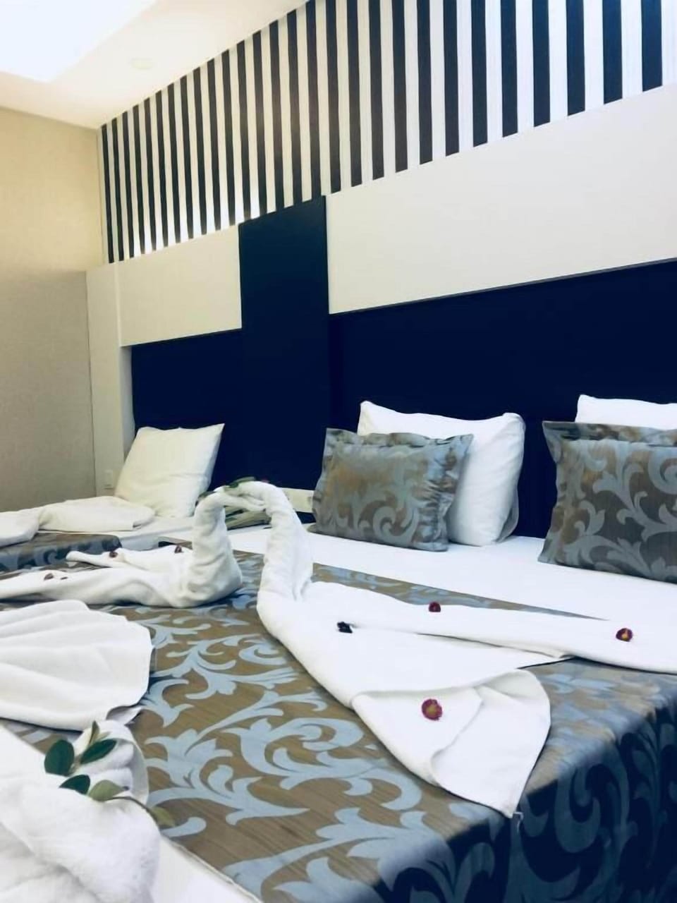 In-room safe, desk, laptop workspace, soundproofing
