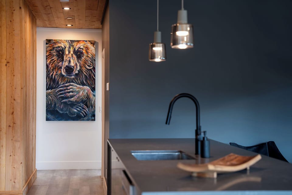 Deluxe Penthouse, Balcony, Mountain View | Private kitchen | Full-size fridge, microwave, oven, stovetop