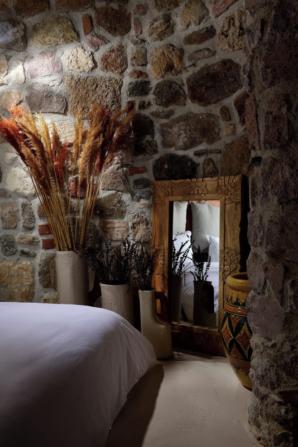 Classic Room | Minibar, in-room safe, blackout drapes, soundproofing