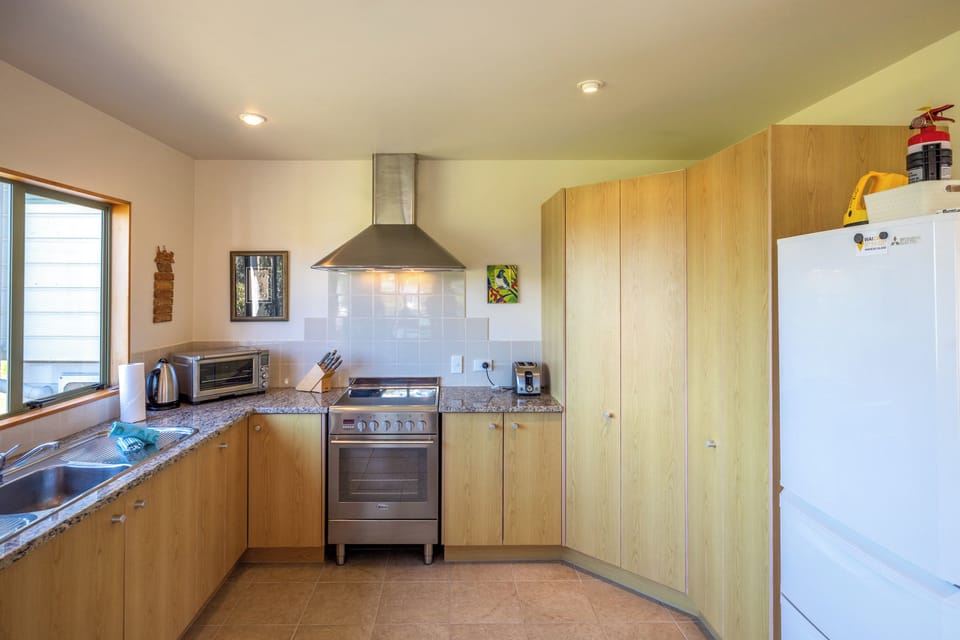 Comfort House, Sea View | Private kitchen