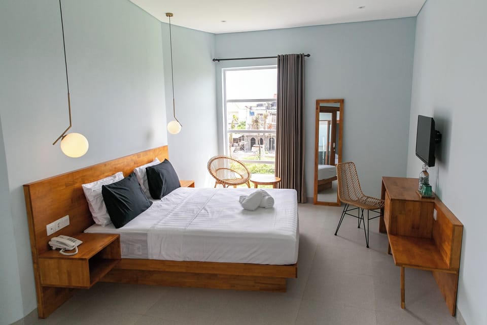 Suite | Soundproofing, iron/ironing board, free WiFi, bed sheets