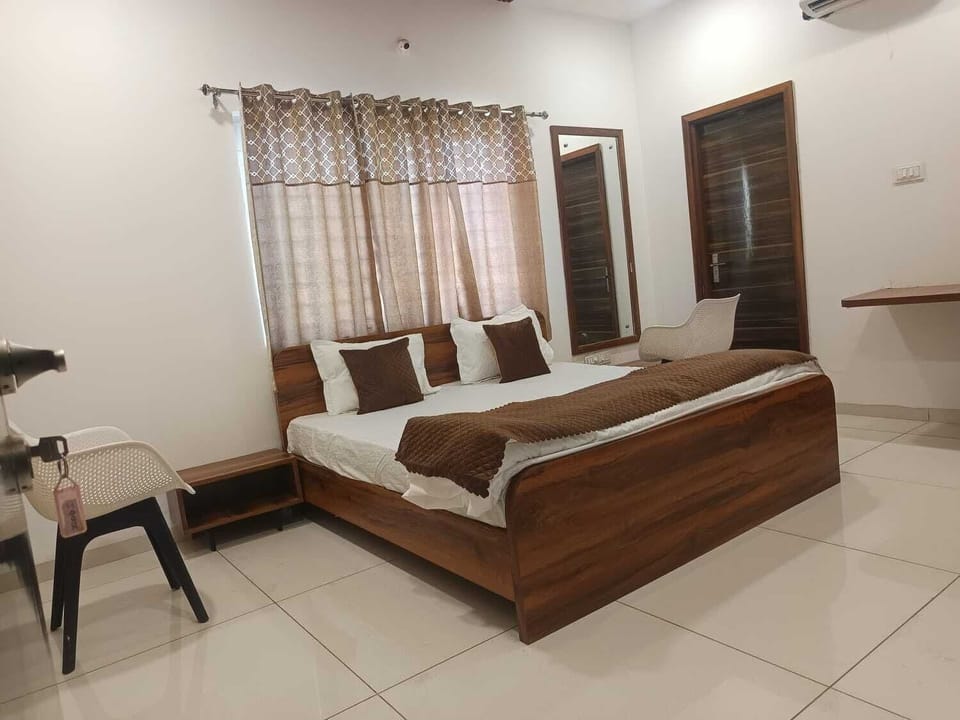 Basic Double Room