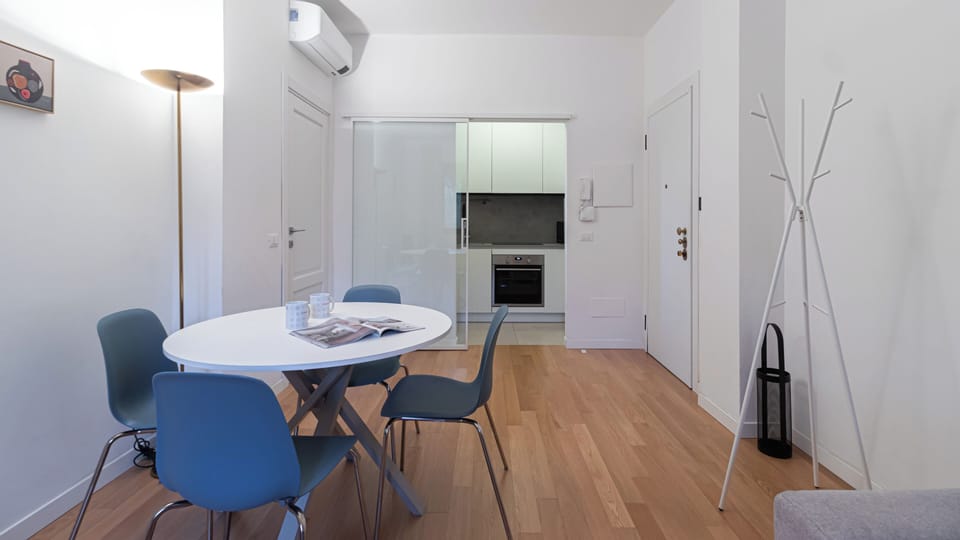 Apartment (1 Bedroom) | Interior