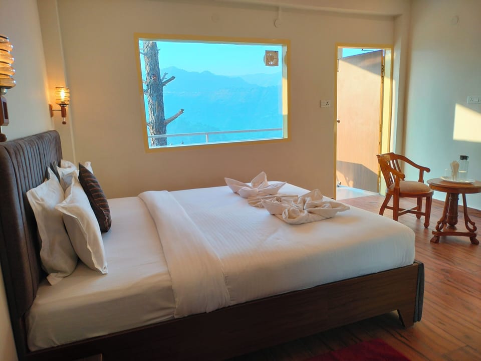 Deluxe Double Room, Balcony, Valley View | Laptop workspace, blackout drapes, iron/ironing board, free WiFi