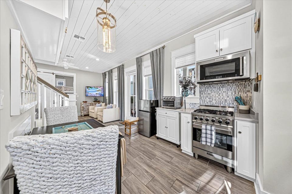Cottage (2 Bedrooms) | Interior