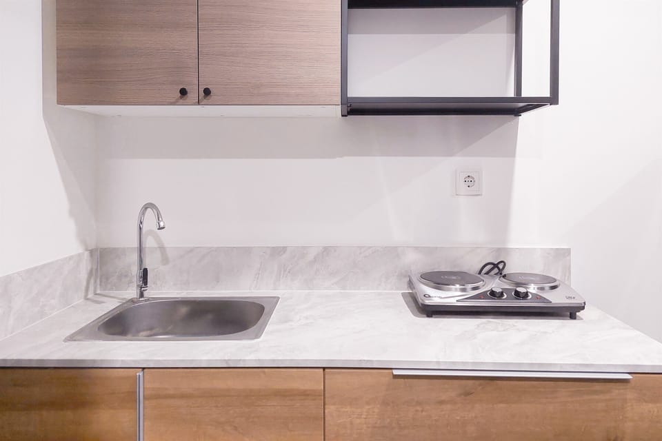 Deluxe Studio | Private kitchen | Fridge, stovetop, rice cooker