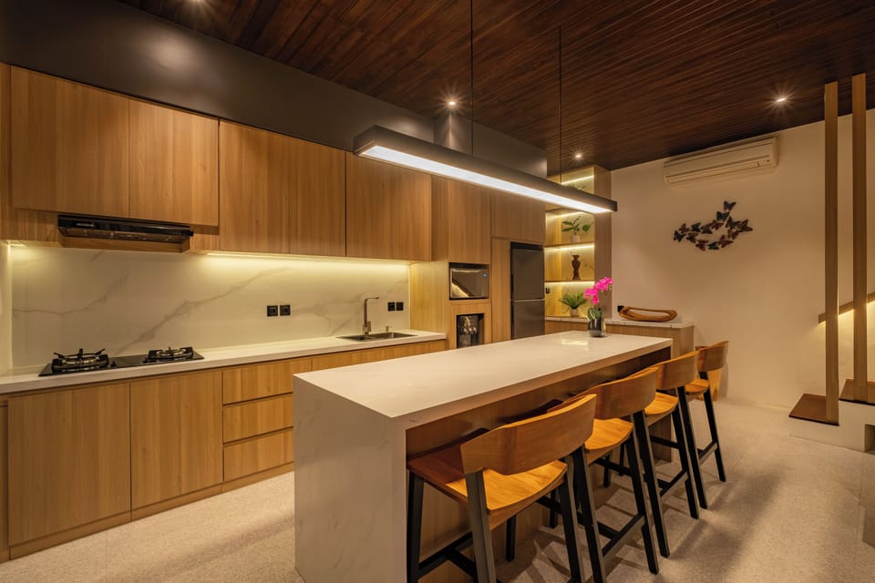 Deluxe Villa, 3 Bedrooms, Pool View | Dining