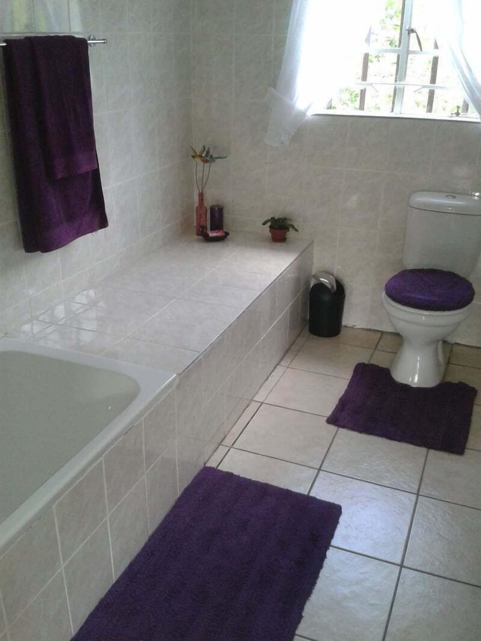 Towels, soap, shampoo, toilet paper