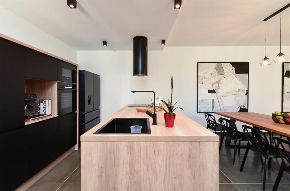 Villa, 3 Bedrooms, Private Pool, Garden View | Interior