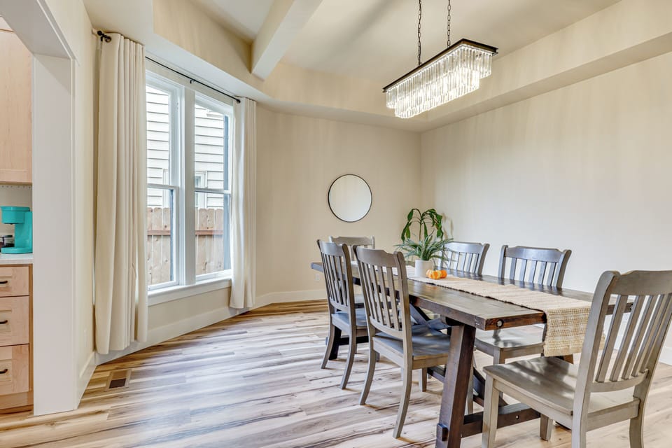 House (4 Bedrooms) | Interior