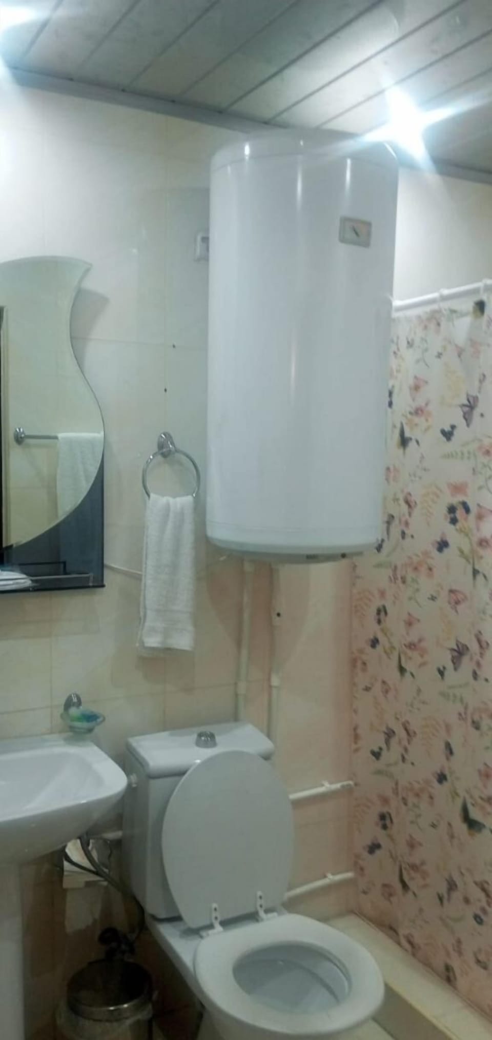 Comfort Double Room, Lake View | Blackout drapes, soundproofing, iron/ironing board, free WiFi