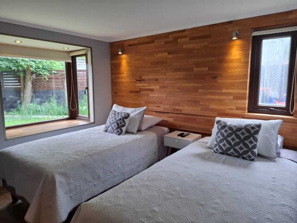 Classic Twin Room, Courtyard View | WiFi (free)