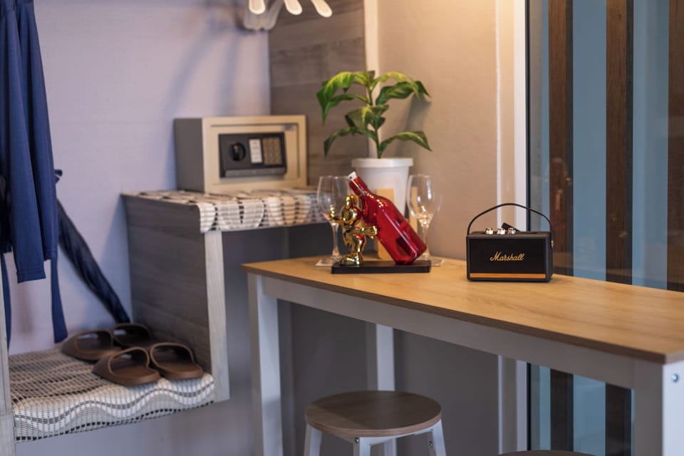Individually decorated, individually furnished, desk, laptop workspace