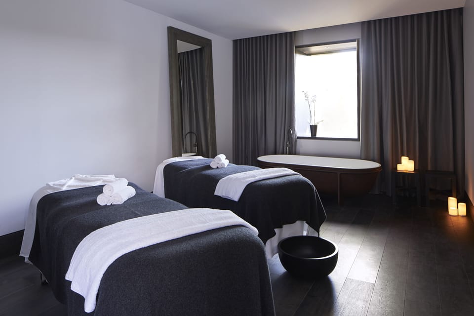 Little National Hotel Canberra Hotel in Canberra