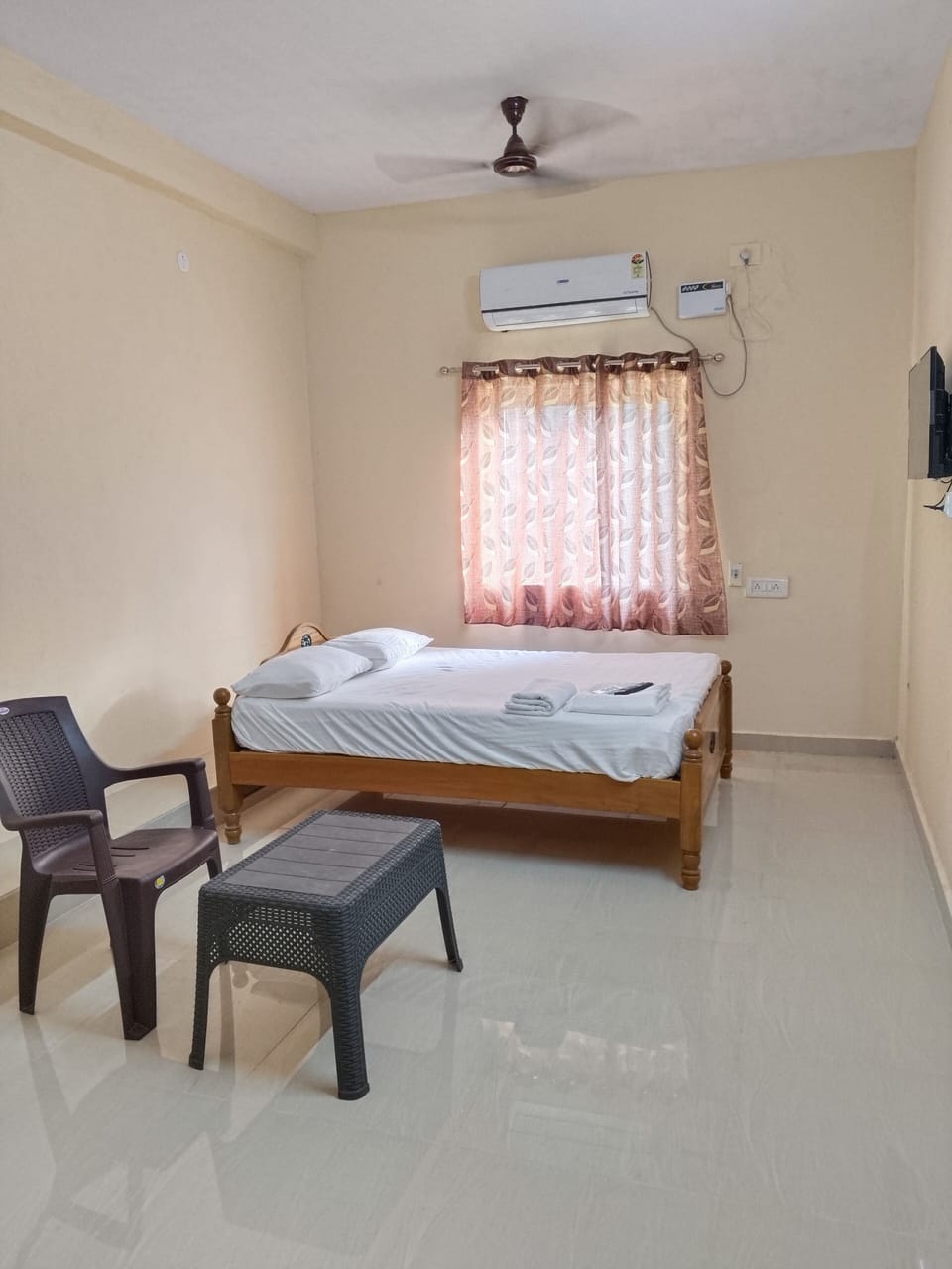 Deluxe Double or Twin Room, Balcony, Garden View | Desk, blackout drapes, soundproofing, free WiFi