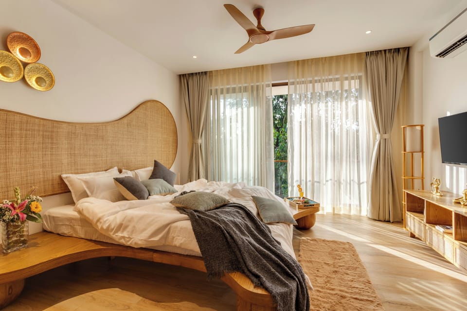 Luxury Villa, 3 Bedrooms | 3 bedrooms, iron/ironing board, free WiFi