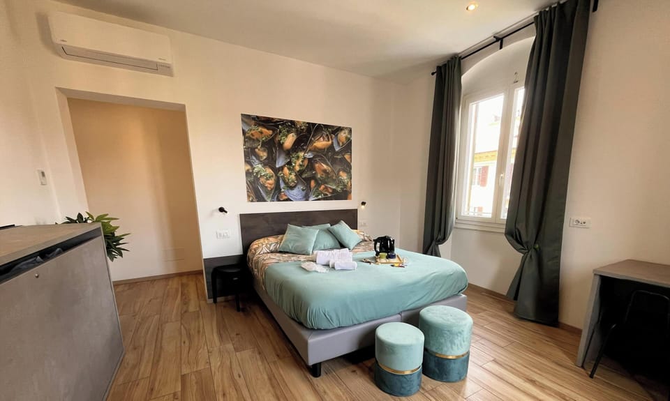 Comfort Triple Room, City View | Air conditioning