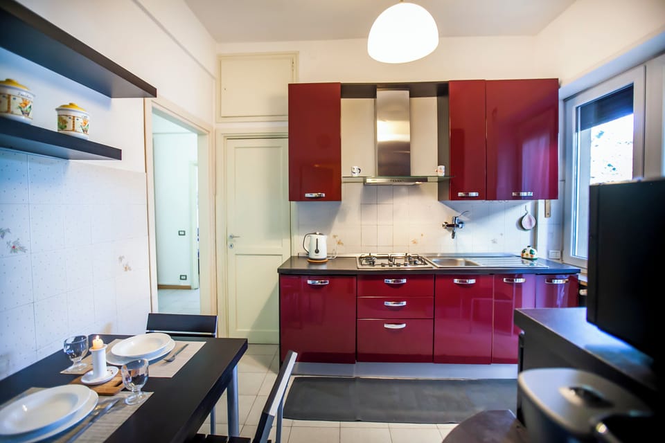 Apartment, Balcony, City View | Private kitchen | Fridge, microwave, oven, stovetop